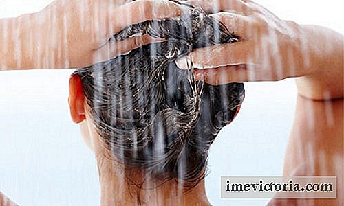 9 Consigli per aiutarti a lavare i capelli meno frequentemente