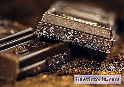 De effecten van donkere chocolade op uw lichaam