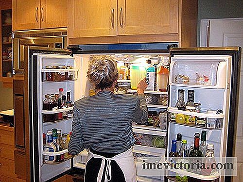 Tips for vasking og eliminere lukt i kjøleskapet