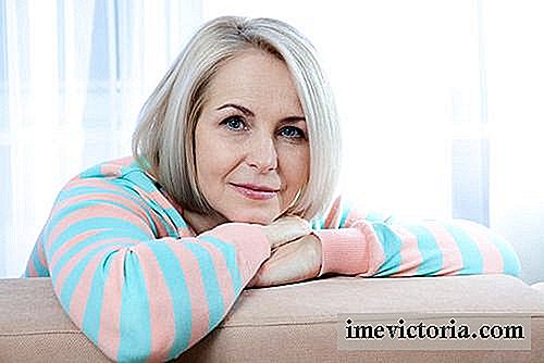 6 Přírodních produktů, které vám pomohou ovládat menopauzu