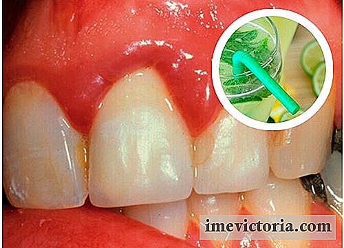 Soluție de gură de uz casnic împotriva gingiilor care alăptează