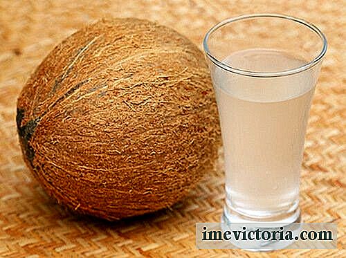 De 10 fordelene med kokosnøttvann for din helse