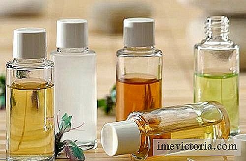 Vyčistěte obličej s přírodními oleji: které z nich chcete použít a jak?