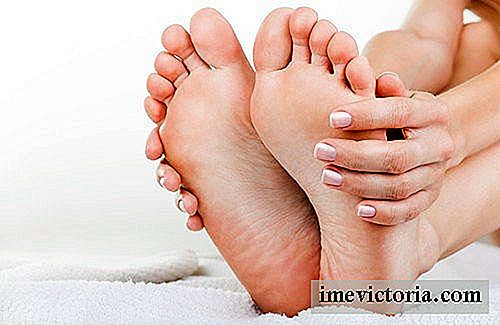 Kæmp den naturlige lugt af fødder