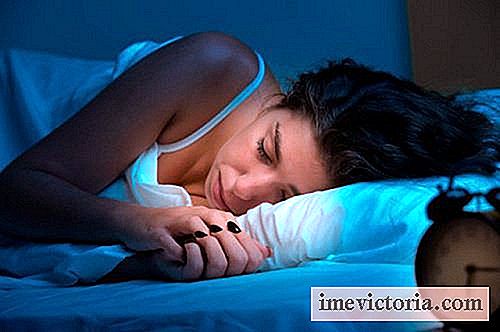 ¿Cómo afecta la posición del sueño al cuerpo?
