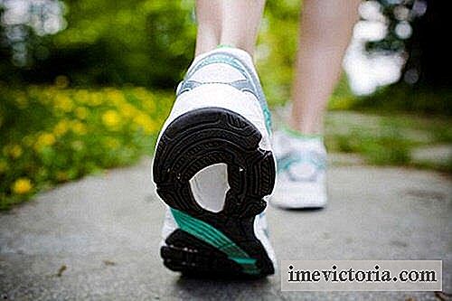 Procházka: snadné cvičení, které má být fit a zdravé