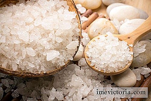 8 Kosmetický používá neopěvovaný sůl