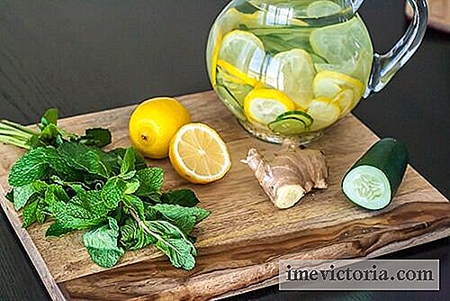 En detox kost citron, ingefær og agurk