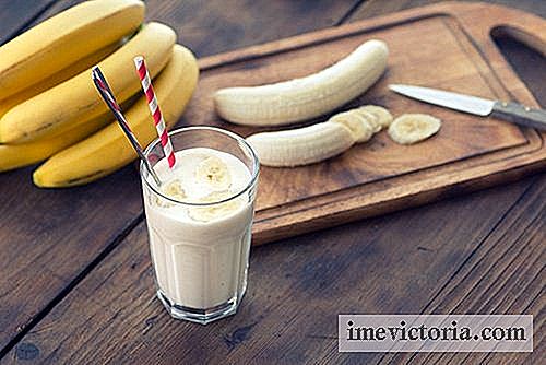 Delicious banan smoothie, der hjælper med at miste abdominal fedt
