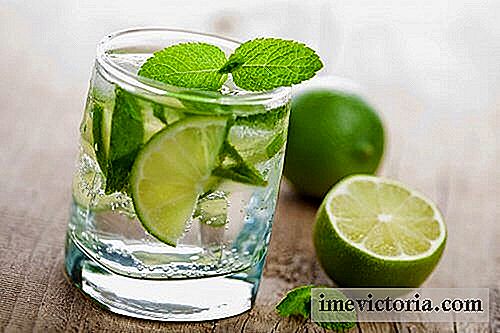 Aquí están los beneficios del agua de limón con el estómago vacío