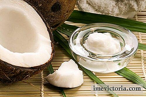 Cómo usar el aceite de coco como un cosmético natural